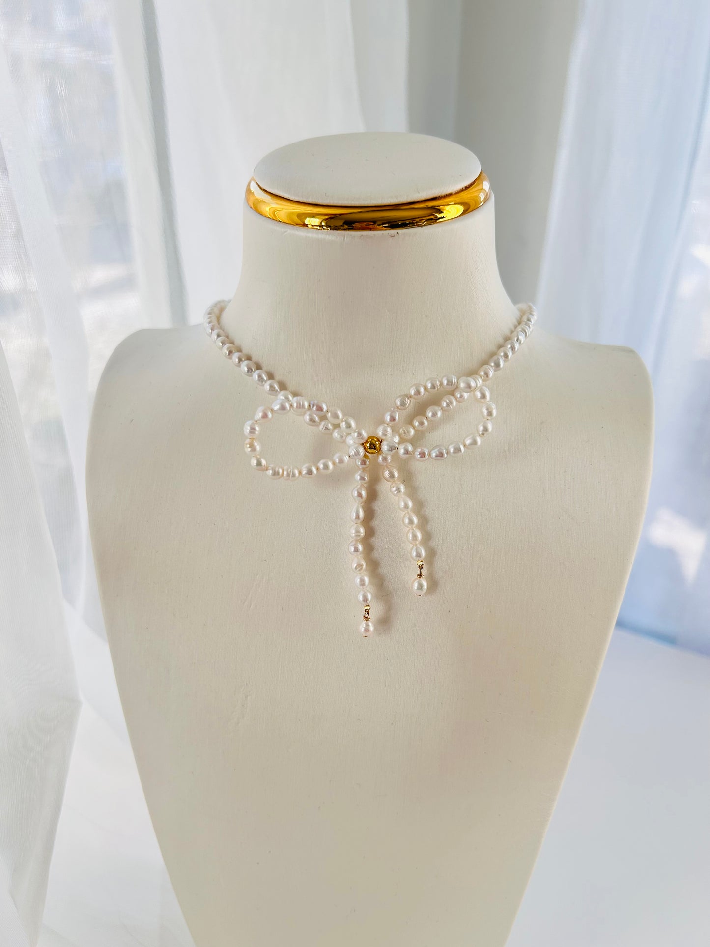 Bow-Knot Necklace