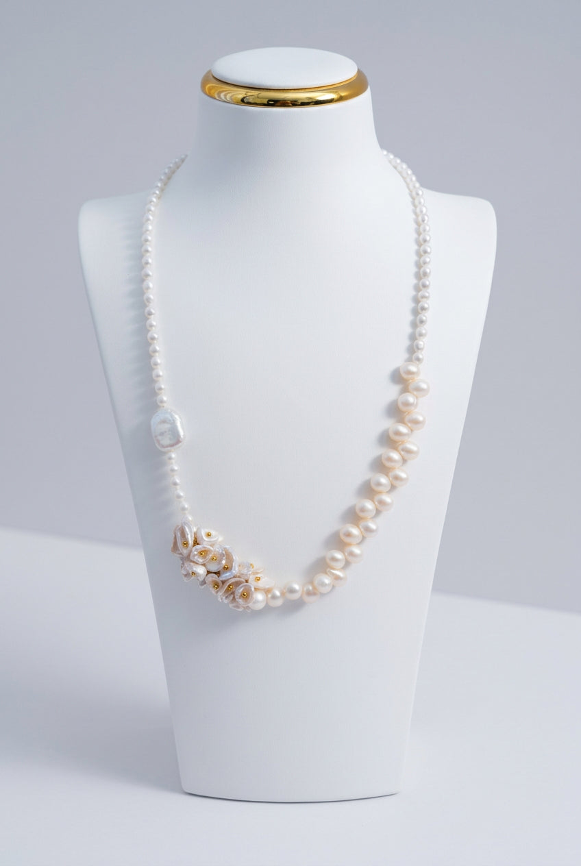 Blossoming Necklace