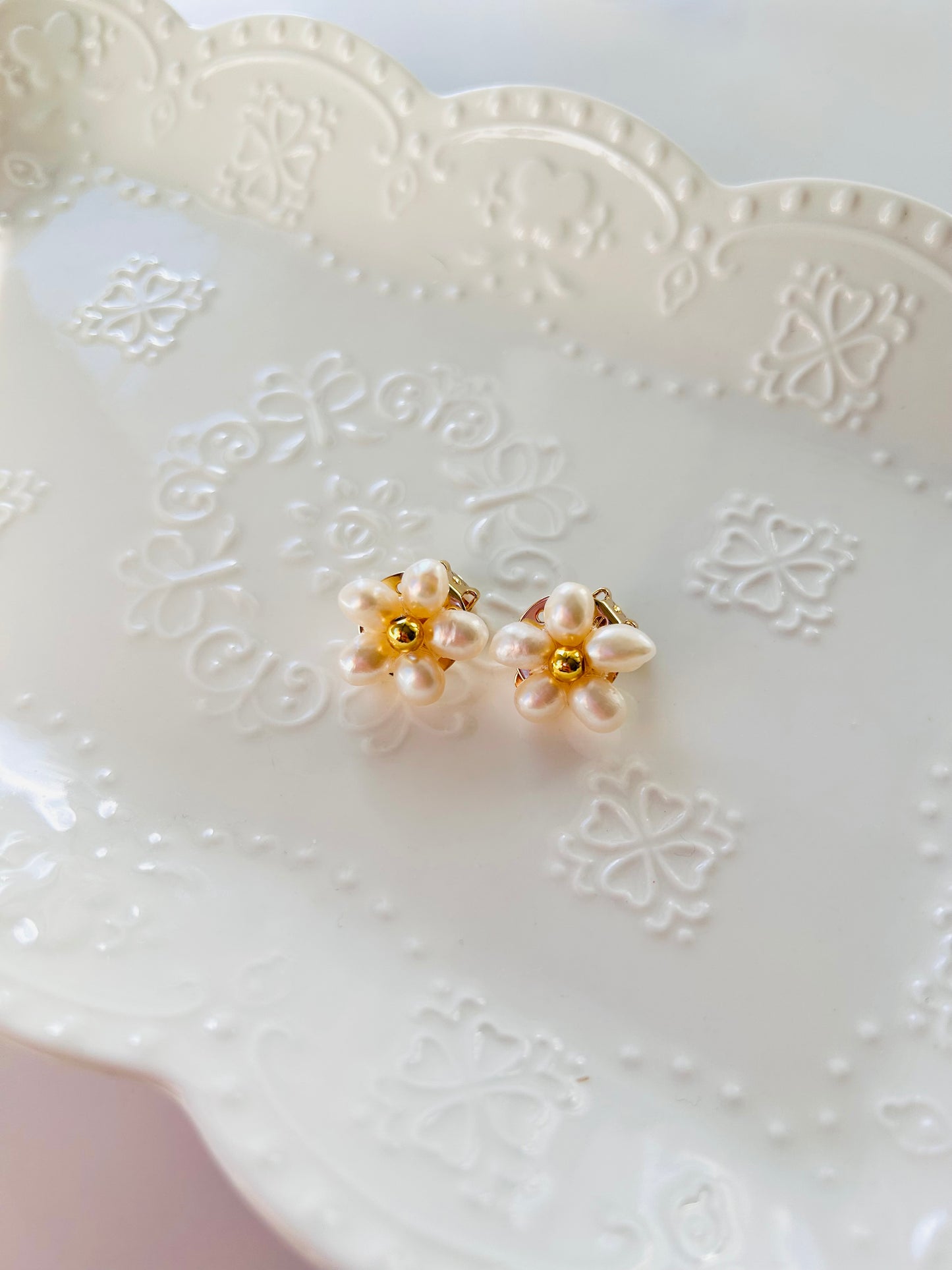 Flower Earrings / Clip -On