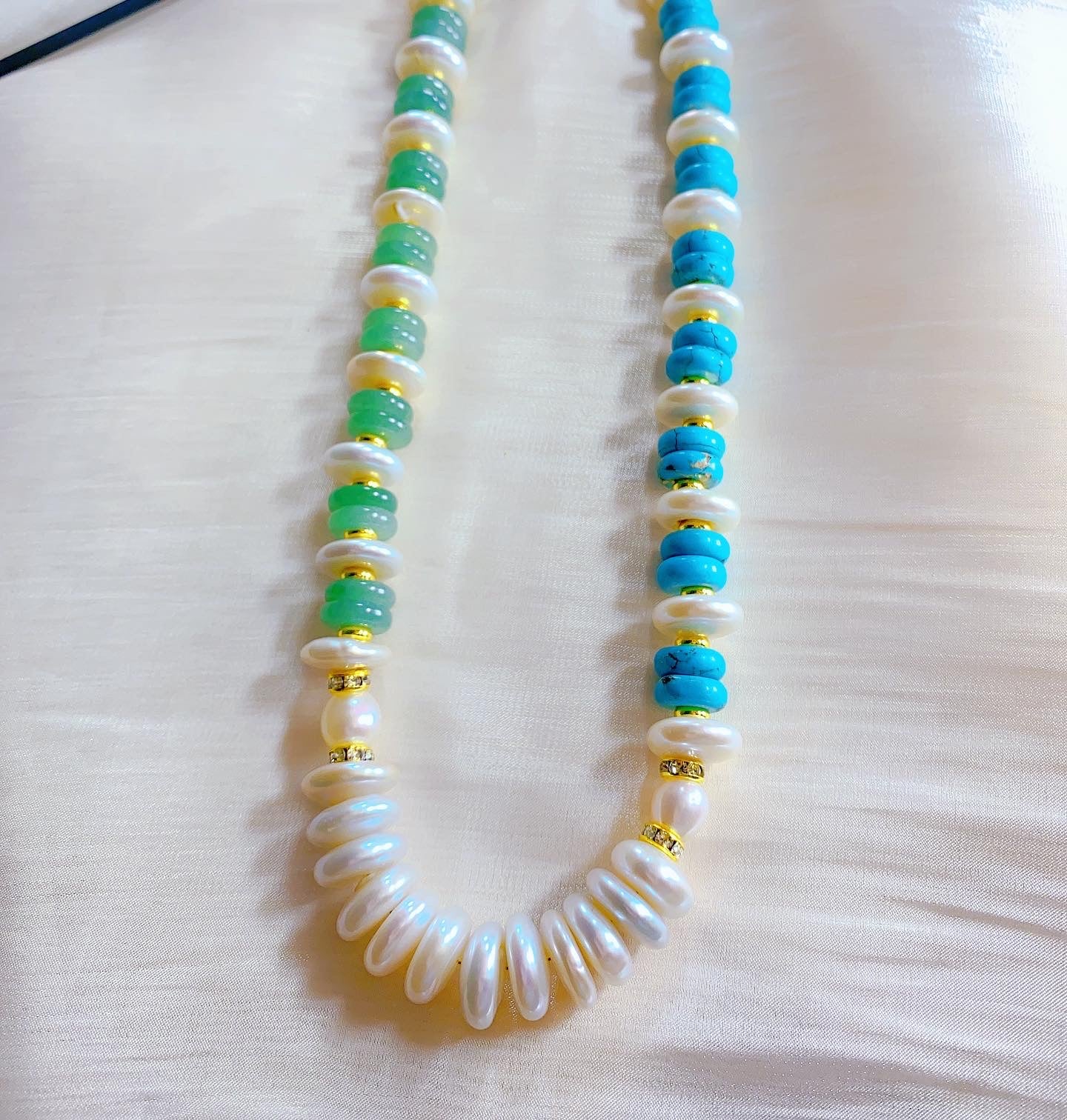 Luxury Gemstones and Freshwater pearls Necklace
