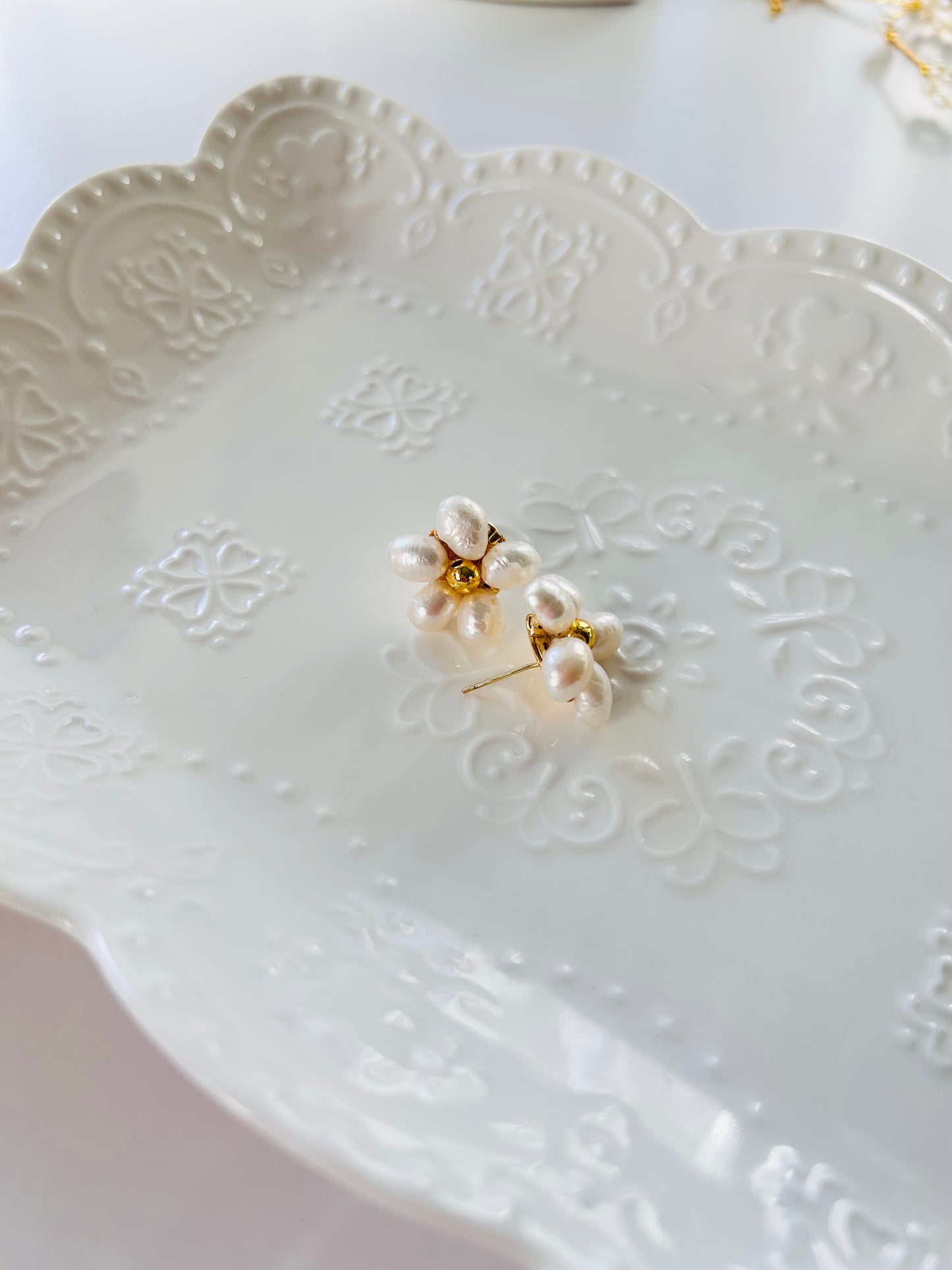 Flower Earrings / Clip -On