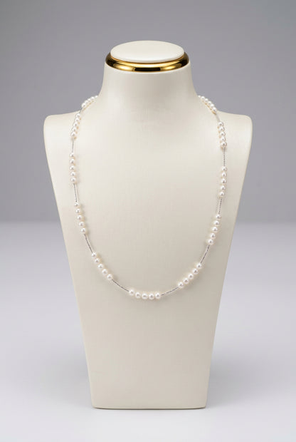 Bouncy wire Luxury Necklace