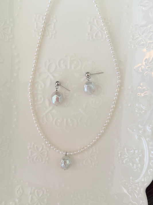 Natural Diamond Pearl Set (Earrings)
