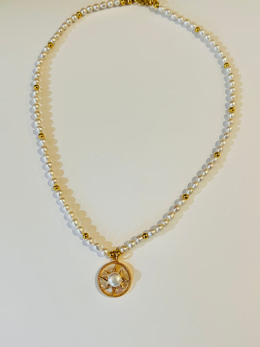 Apollo pendant Necklace