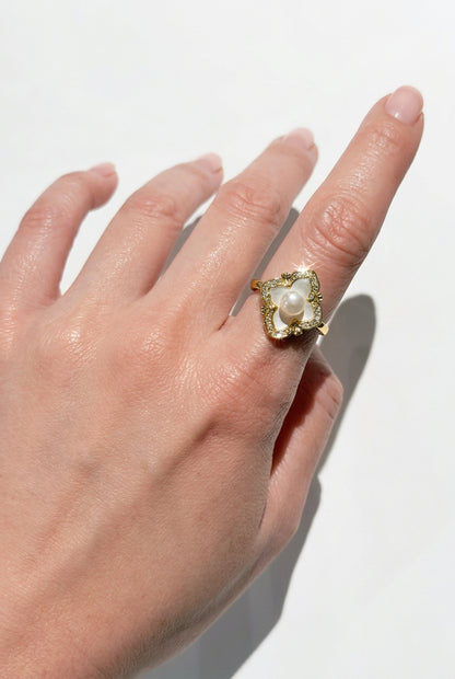 Luxury ring- Adjustable