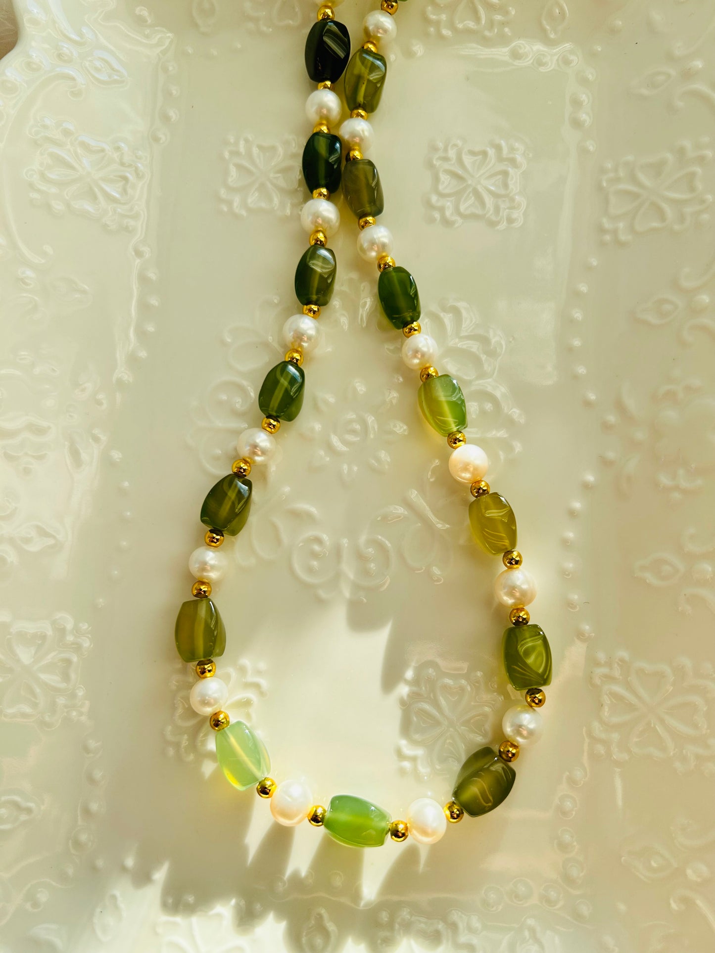 Agates with pearls Necklace