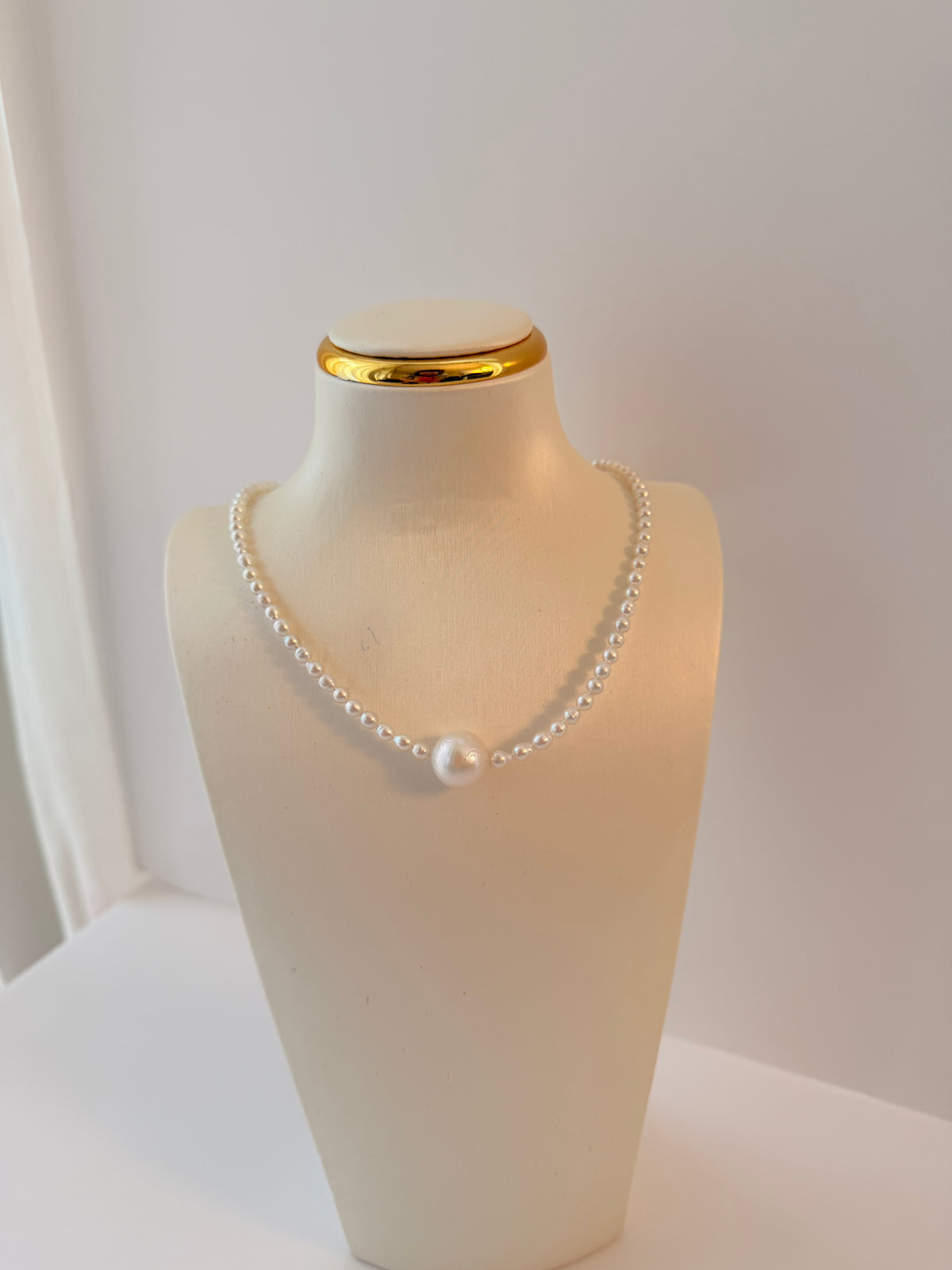 Lulu Tong pearl necklace N59