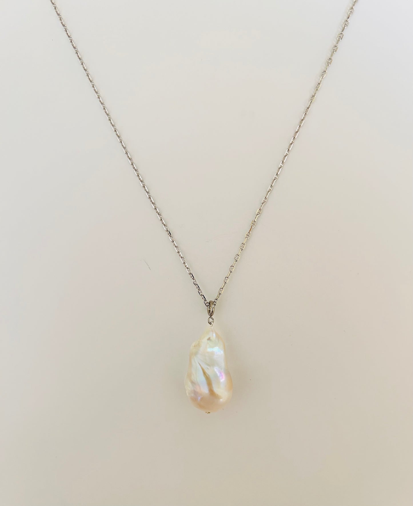 Baroque pearl necklace