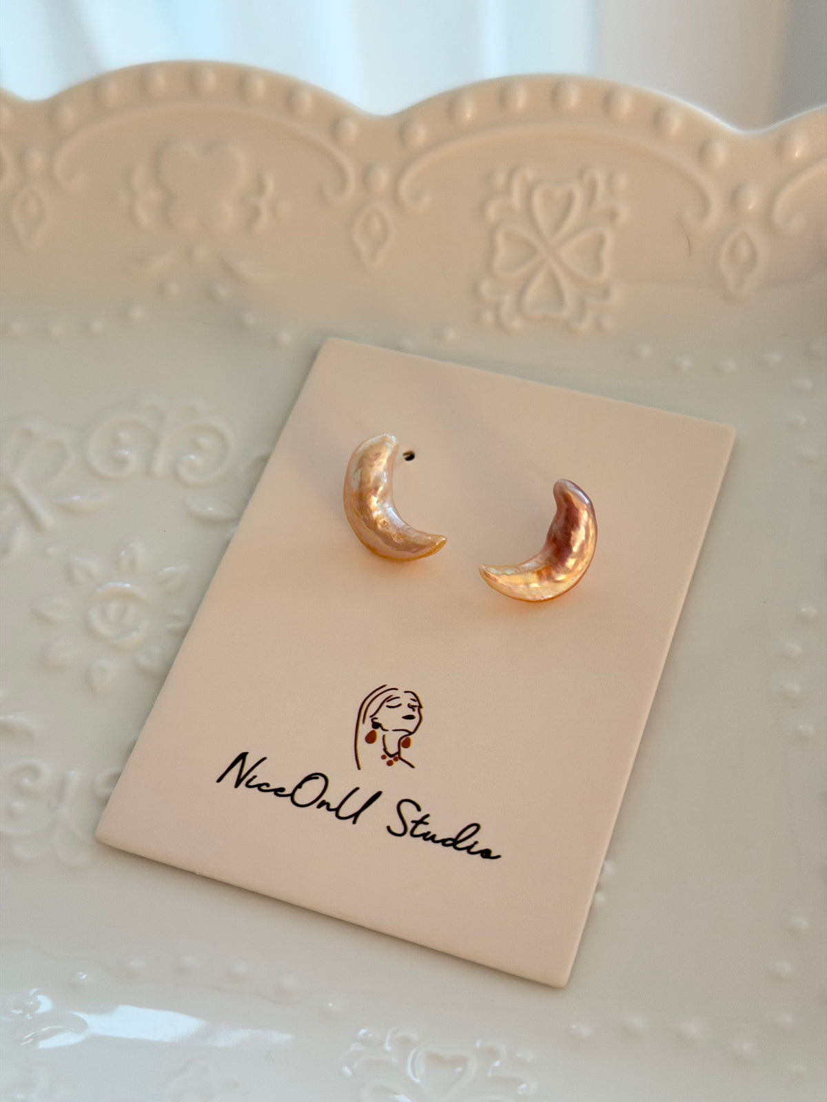 Moon- champagne color Studs