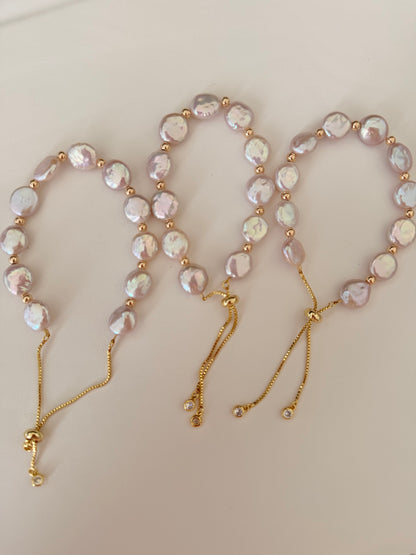 Button bracelet