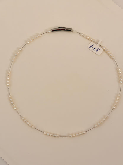 Bouncy wire Luxury Necklace