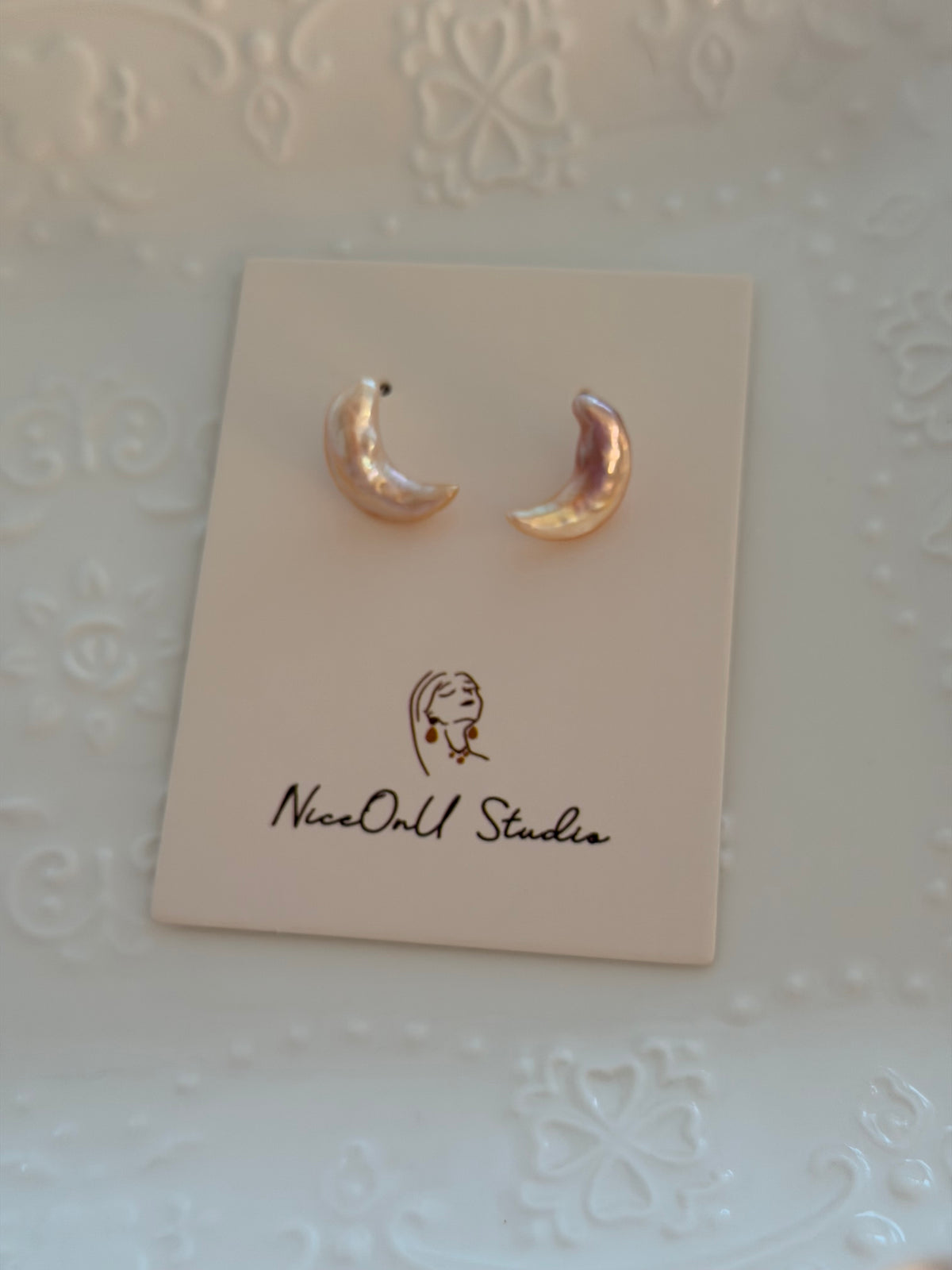 Moon- champagne color Studs