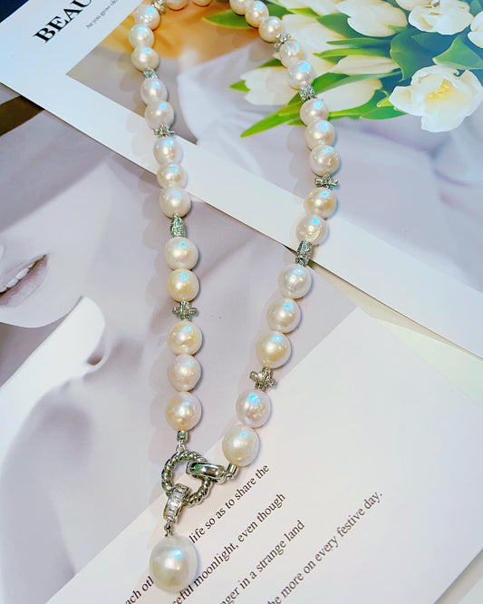 Baroque Freshwater Pearl Unisex Necklace