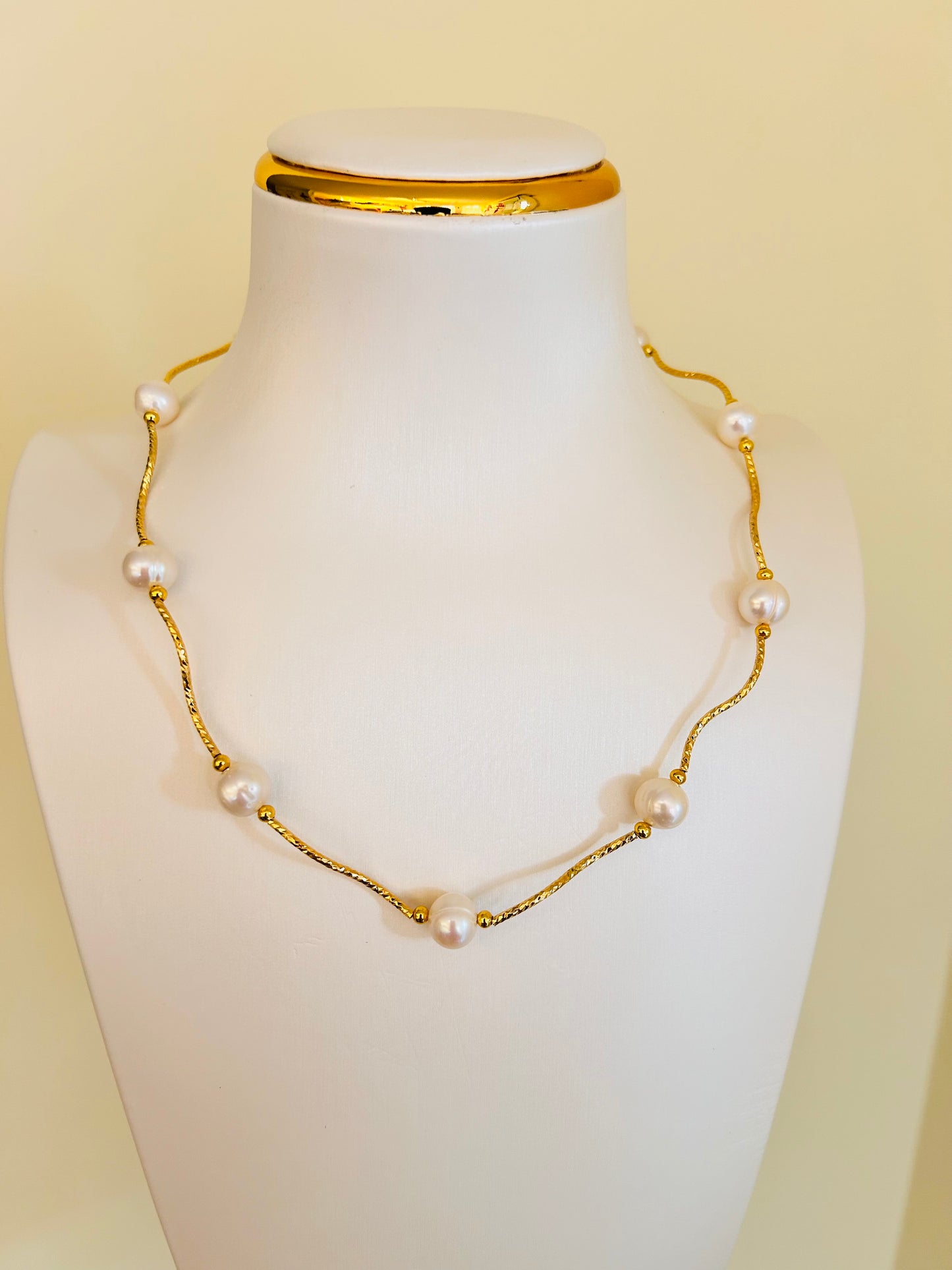 Elegant Necklace- Freshwater Pearls