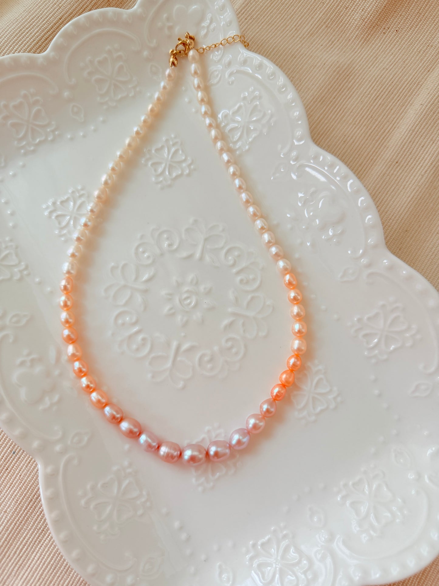 White/champagne/purple Pearl Necklace
