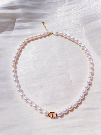 CD Freshwater Pearl Necklace