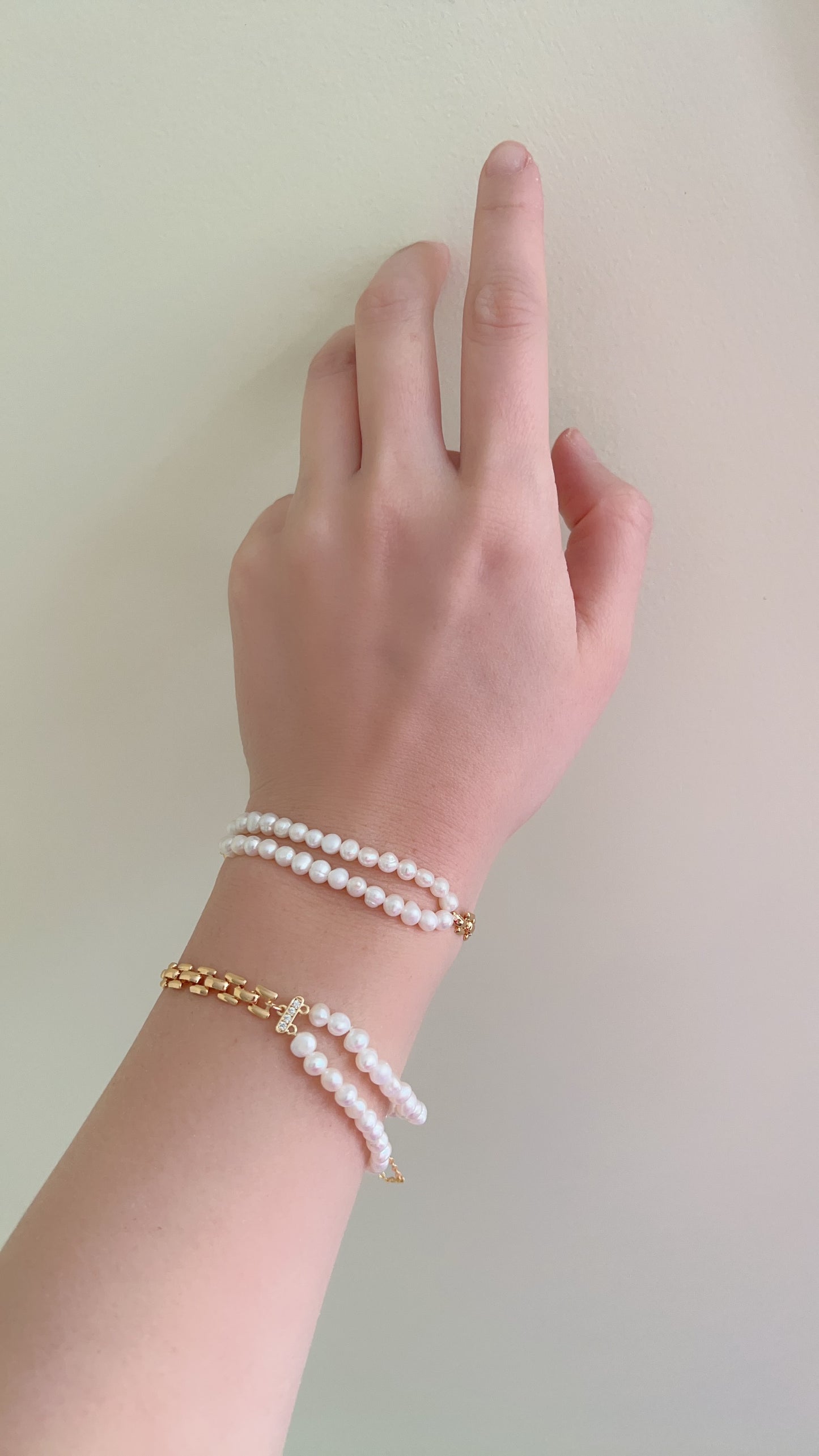 Watch Chain Freshwater Pearl Bracelets - Magnetic closure