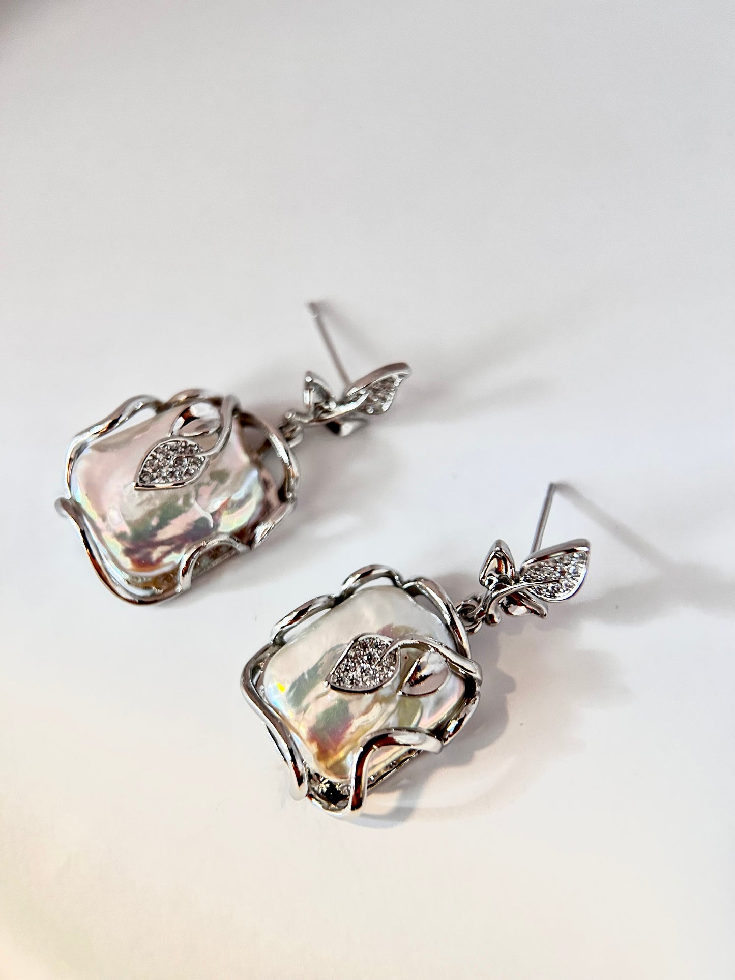 Leaf - Rectangular Freshwater Pearls Earrings