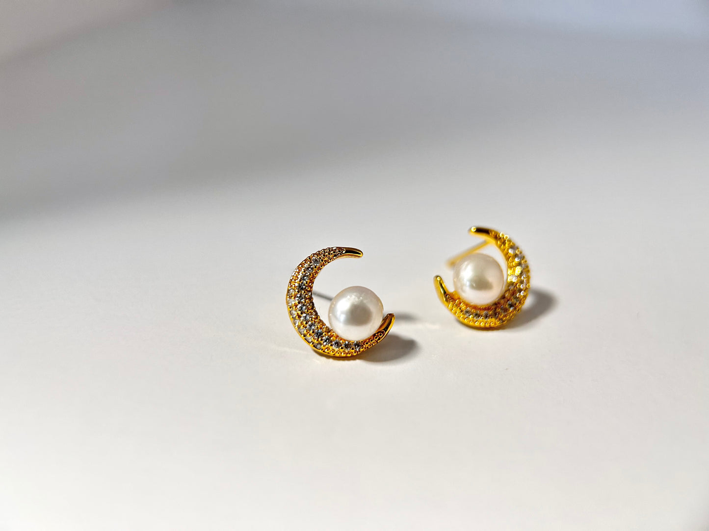 Moon Studs