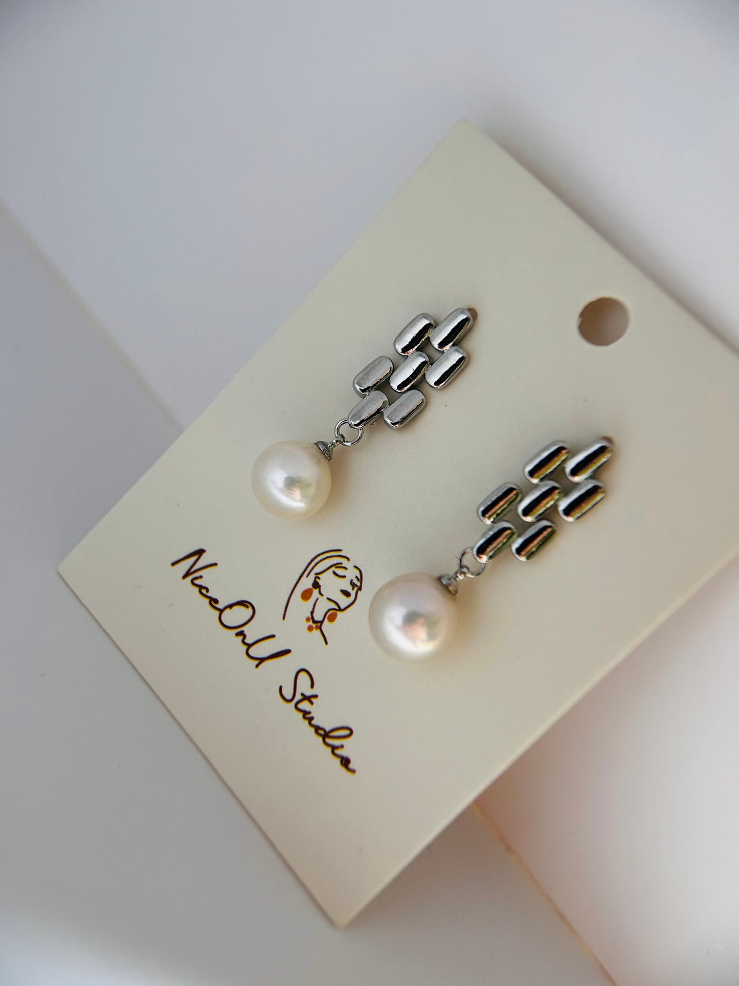 18 Gold Plated Watch Chain Studs with Freshwater Baroque Pearls